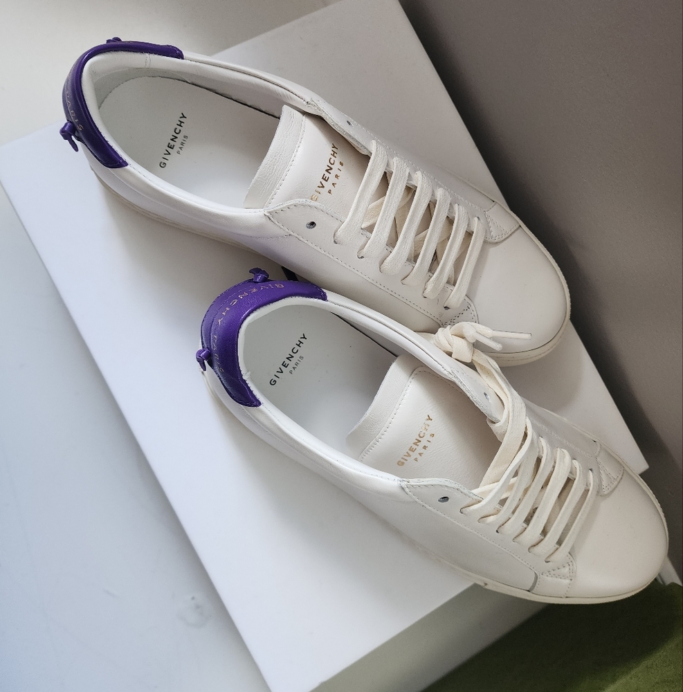 Givenchy Sneakers
